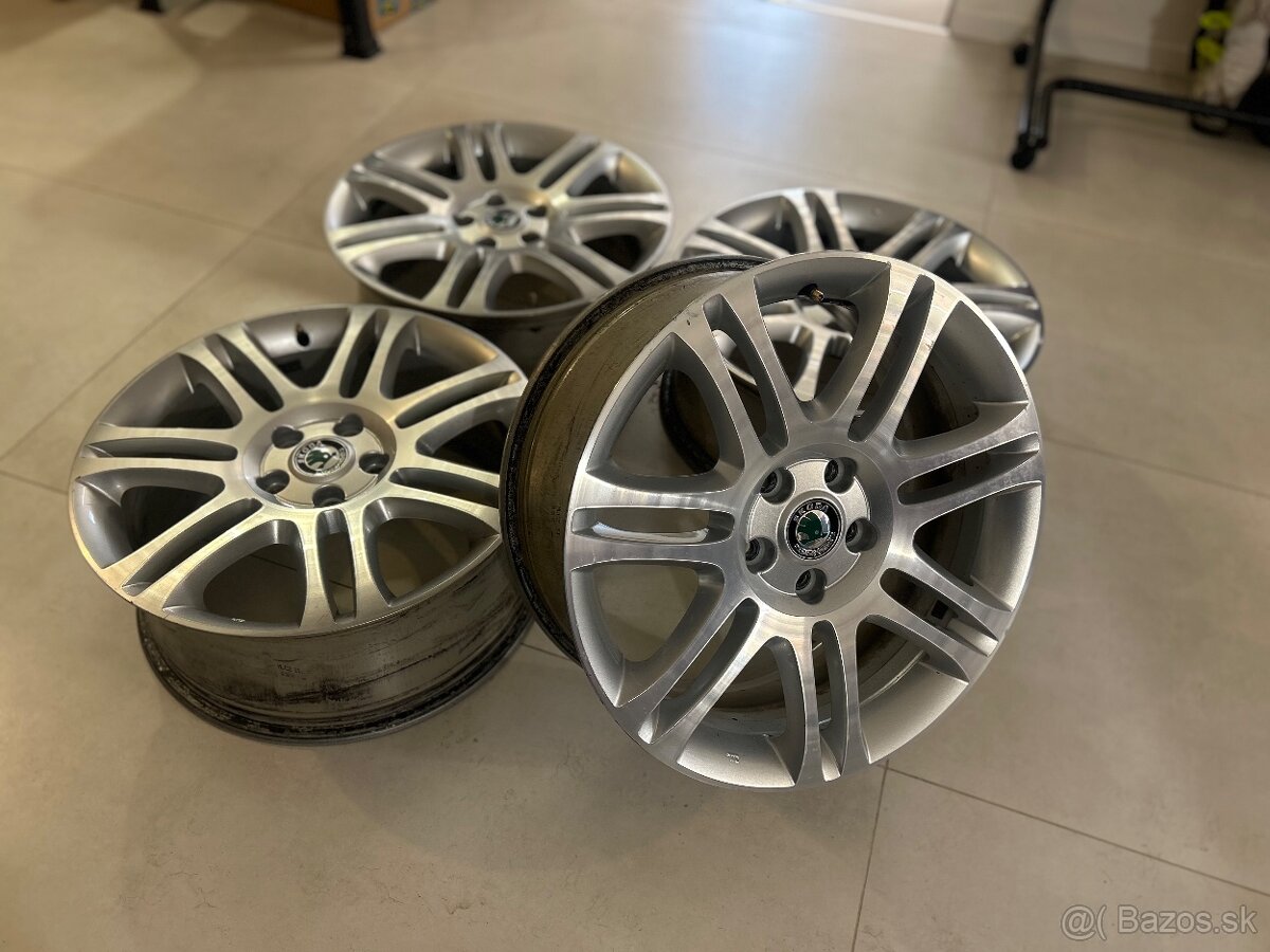 5x112 R18 orig. Škoda SuperB - 3