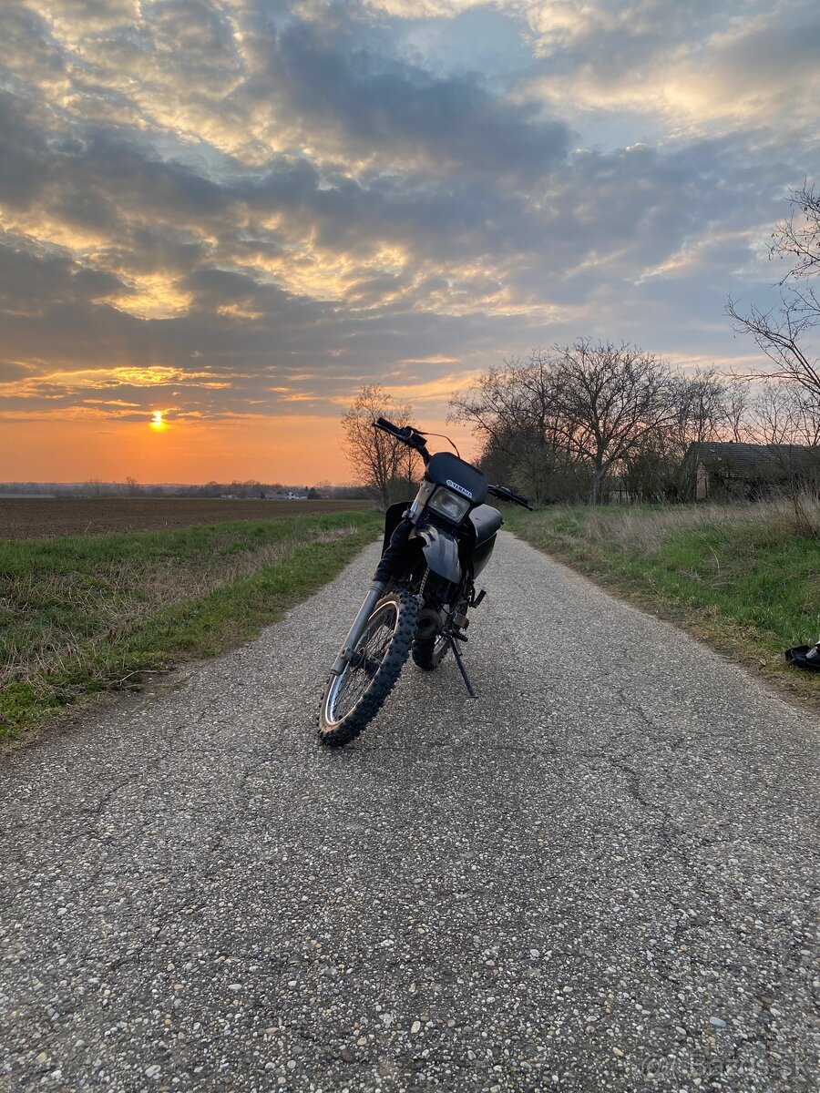Yamaha DTR 125 - 3