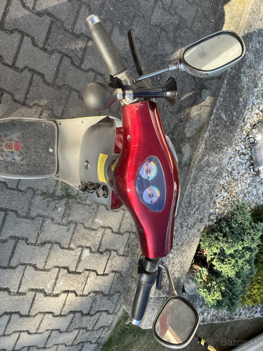 Racceway E-Babeta - 3