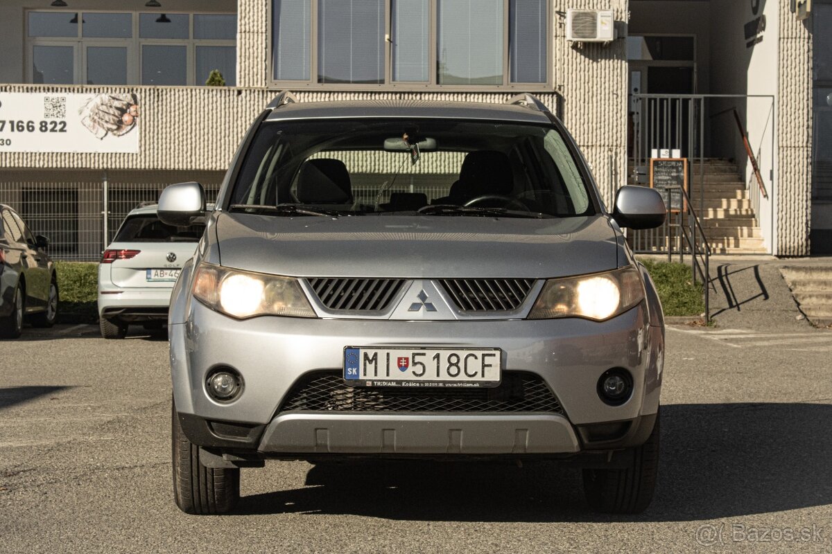 Mitsubishi Outlander 2.0 DI-D 4x4 103 kW, 2009 - 3