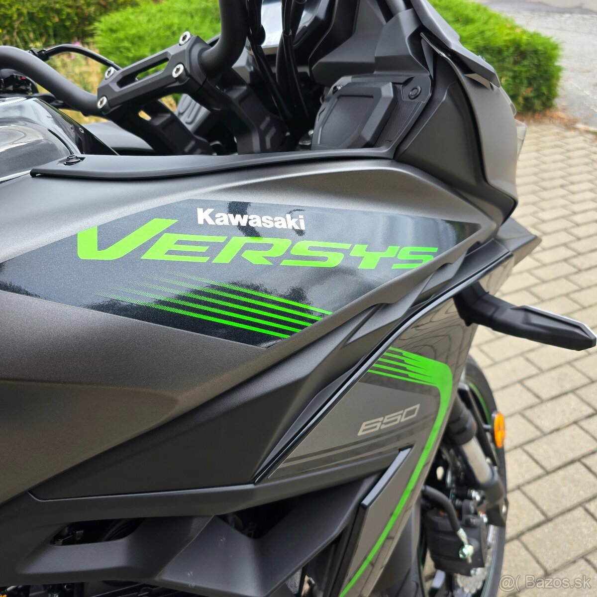 Kawasaki Versys 650 model 2025 nový - 3