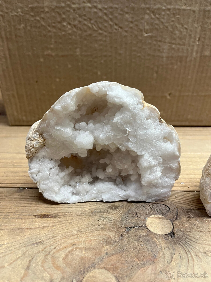 Predám krištáľ geódu z Maroka - 3