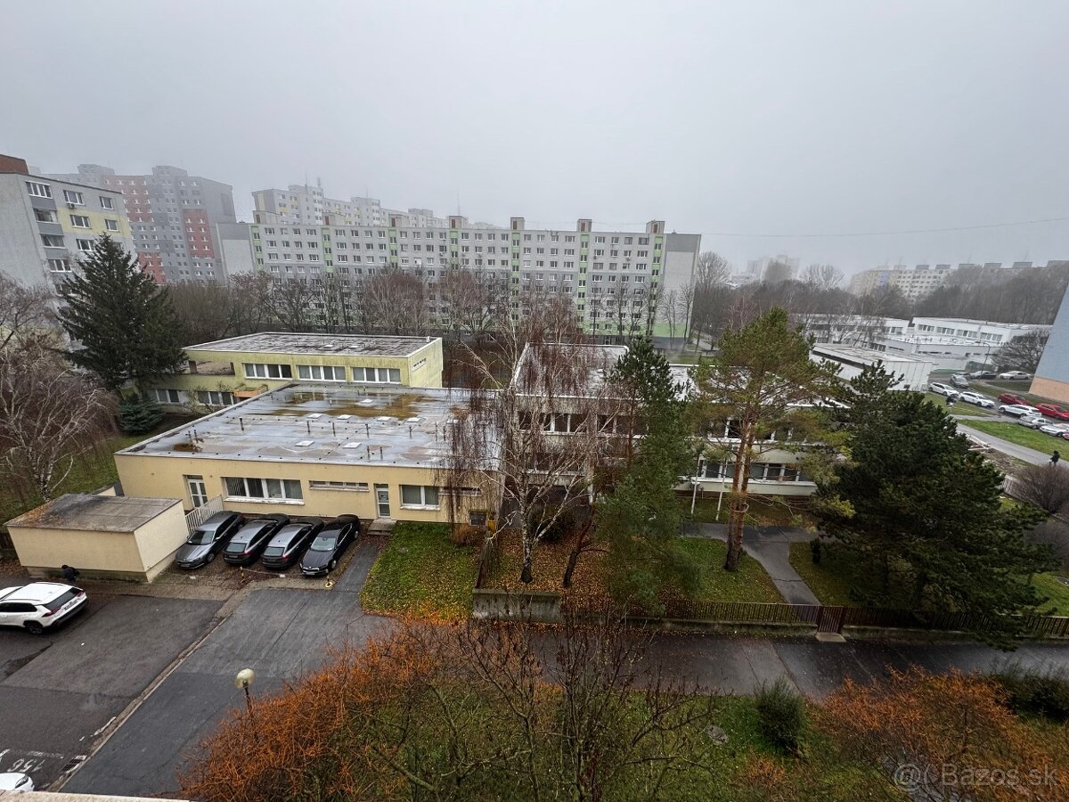 Prenájom veľkej a priestrannej izby – vhodná aj pre pár - 3