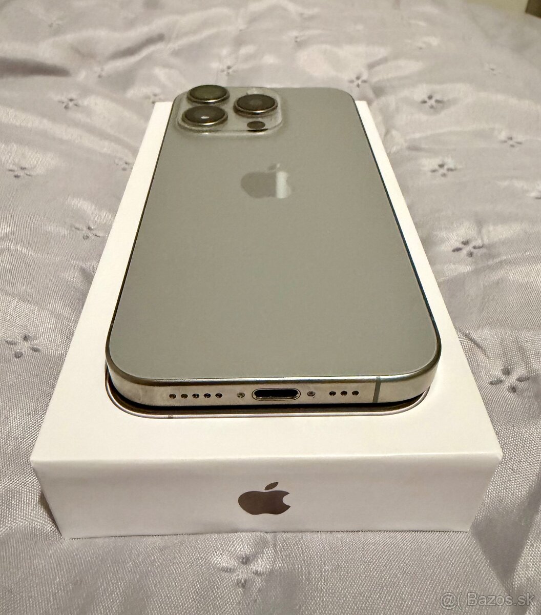 iPhone 15 Pro 256gb - 3