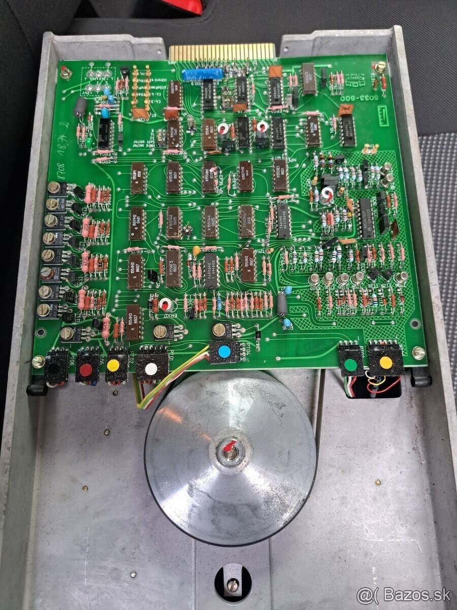 Robotron MF6400 floppy disk 8" , historicka mechanika retro - 3