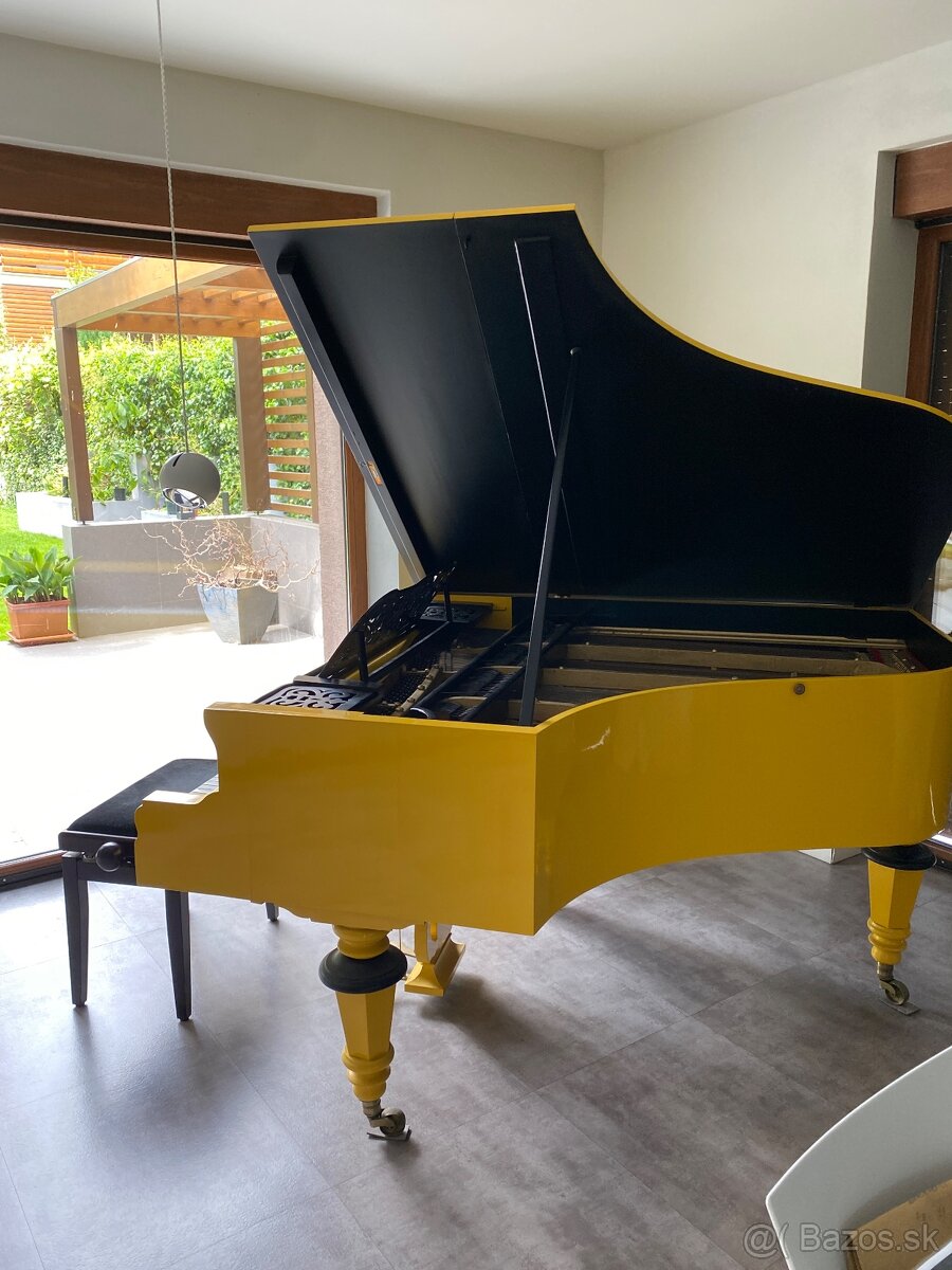 Predám klavir krídlo - 3