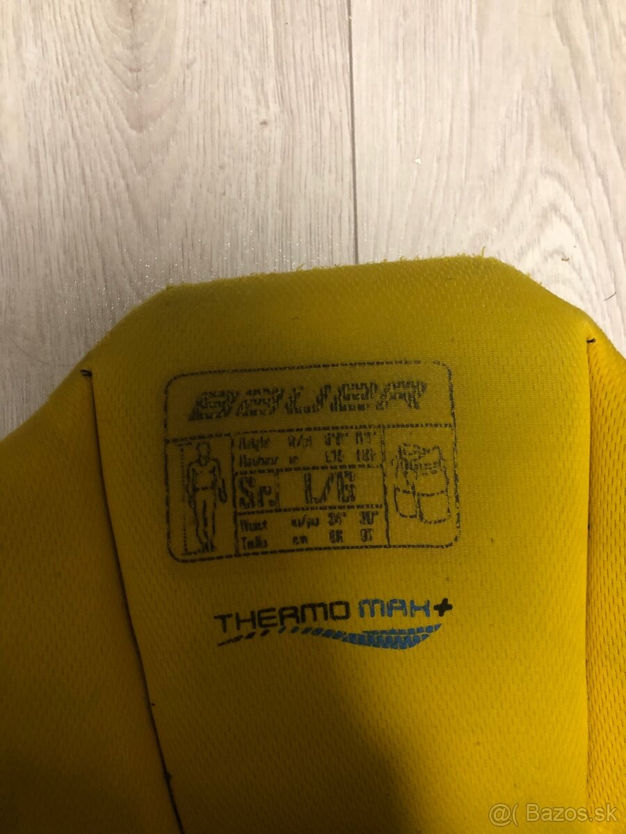 Hokejova vystroj Bauer - 3