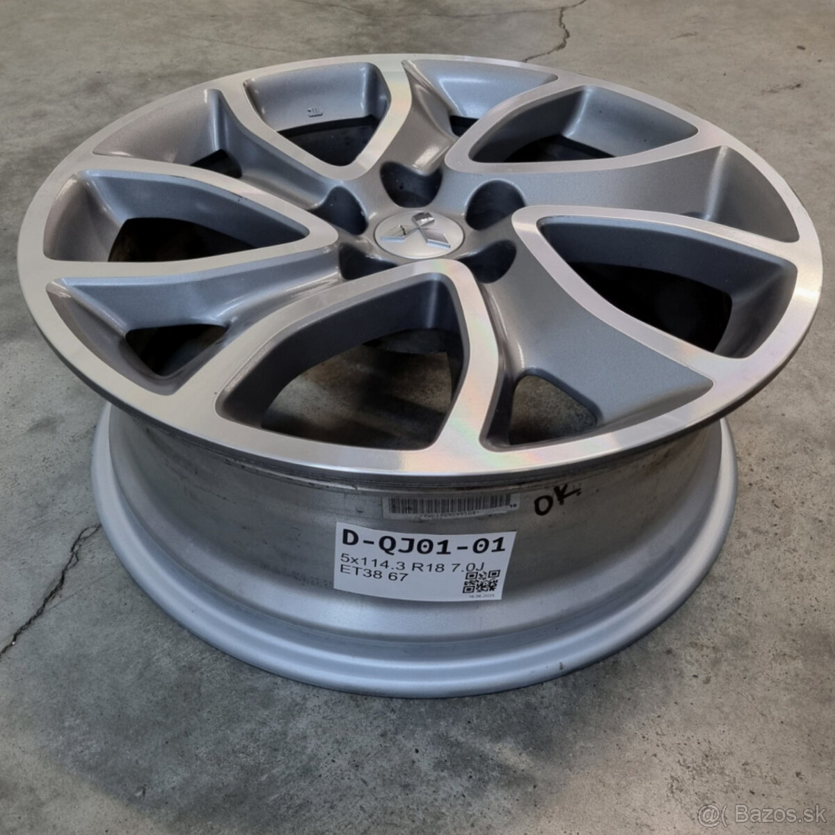 Hliníkové disky 5x114,3 R18 7J ET38 - 3