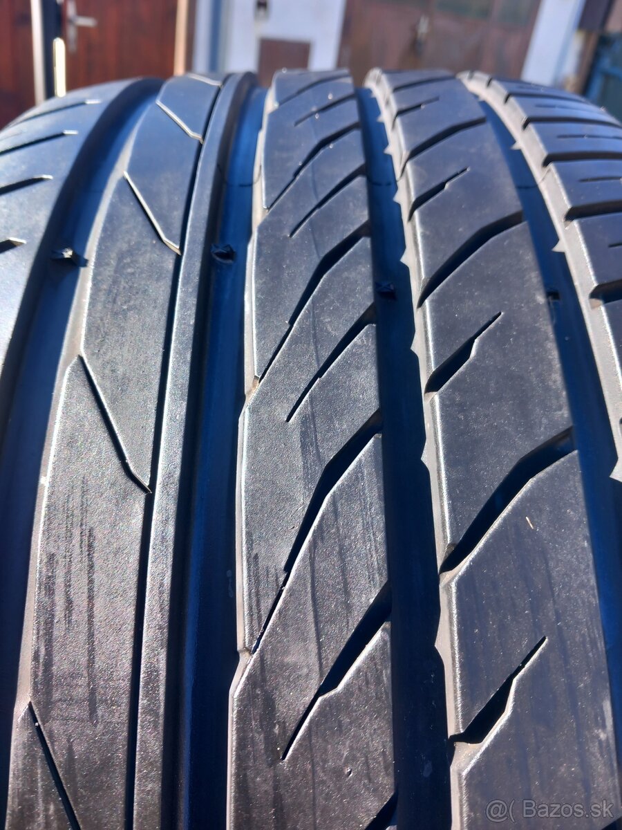 235/45 r17 letne pneumatiky - 3
