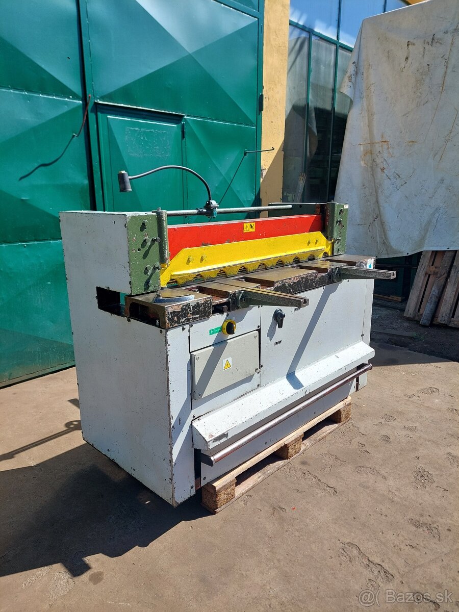 Tabulové nůžky OL 3 1000/3 - 3