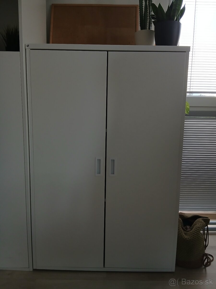 Predám Skrinky z kancelárie - 3