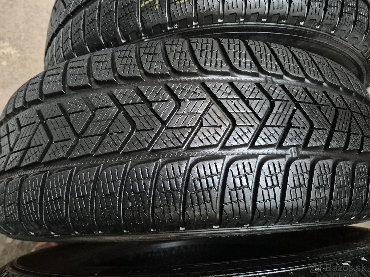 215/65 r17 zimné 4 ks PIRELLI dezén 7,1 - 6,8 mm DOT2023 - 3