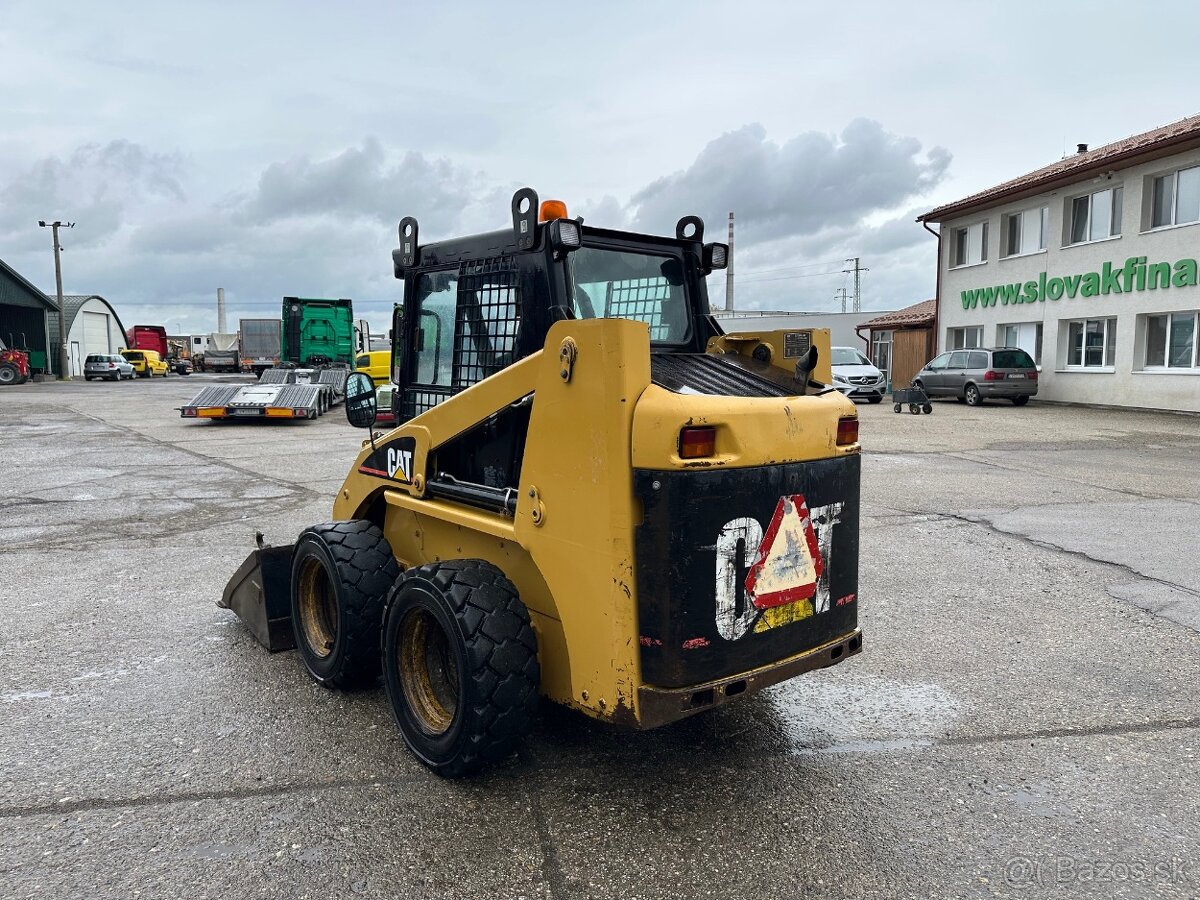 CATERPILLAR 226 4X4 2002 VIN 409 - 3
