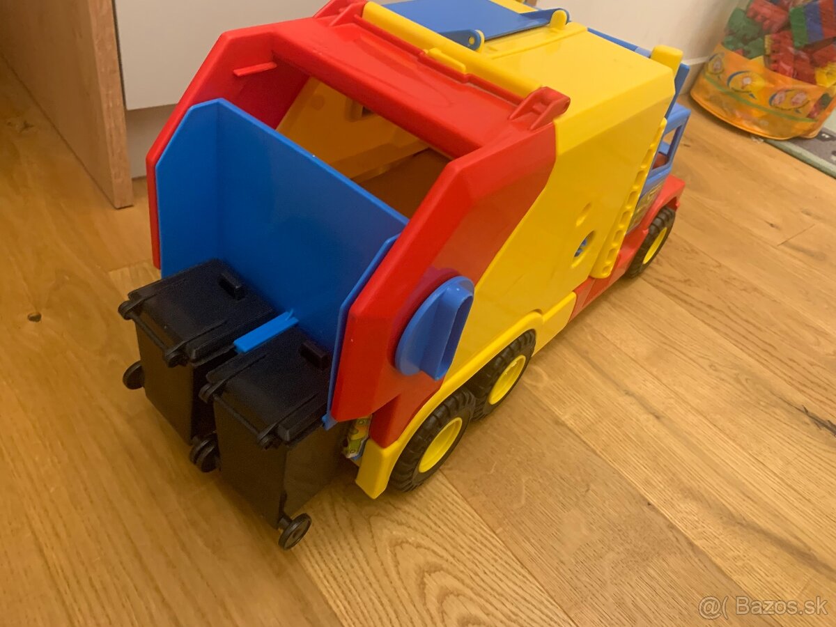 Veľké smetiarske auto - 3