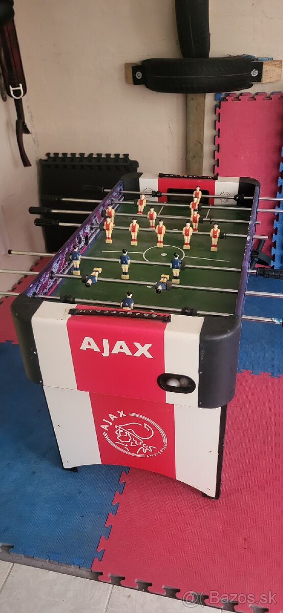 Stolný futbal ajax - 3