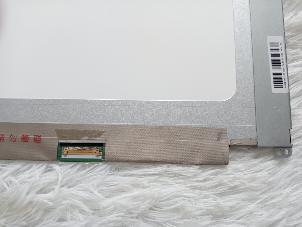 predám 15.6" LED SLIM displej 30pin eDP -B156HAN02.3 - 3