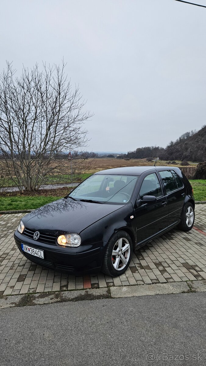 Volkswagen Golf 4 1.9tdi - 3