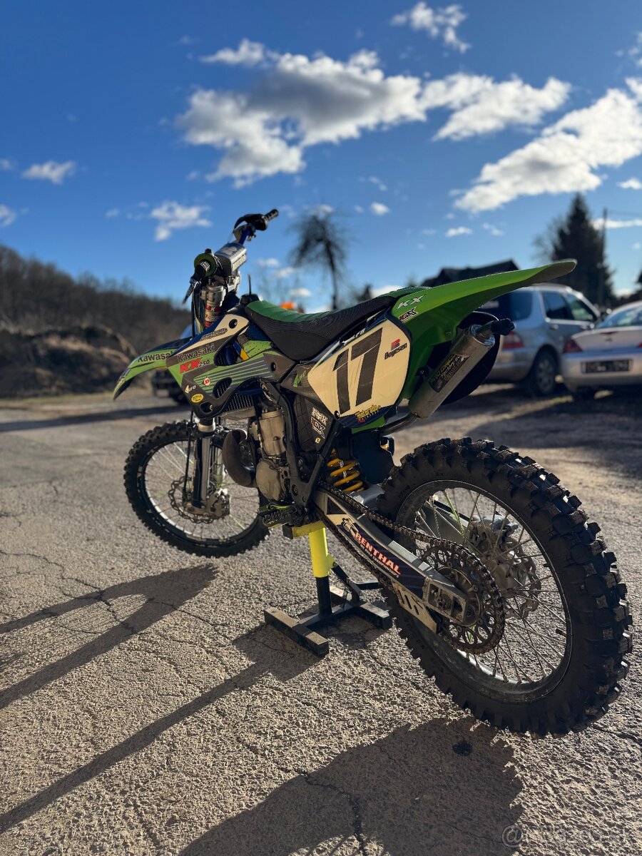 Kawasaki KX250 - 3