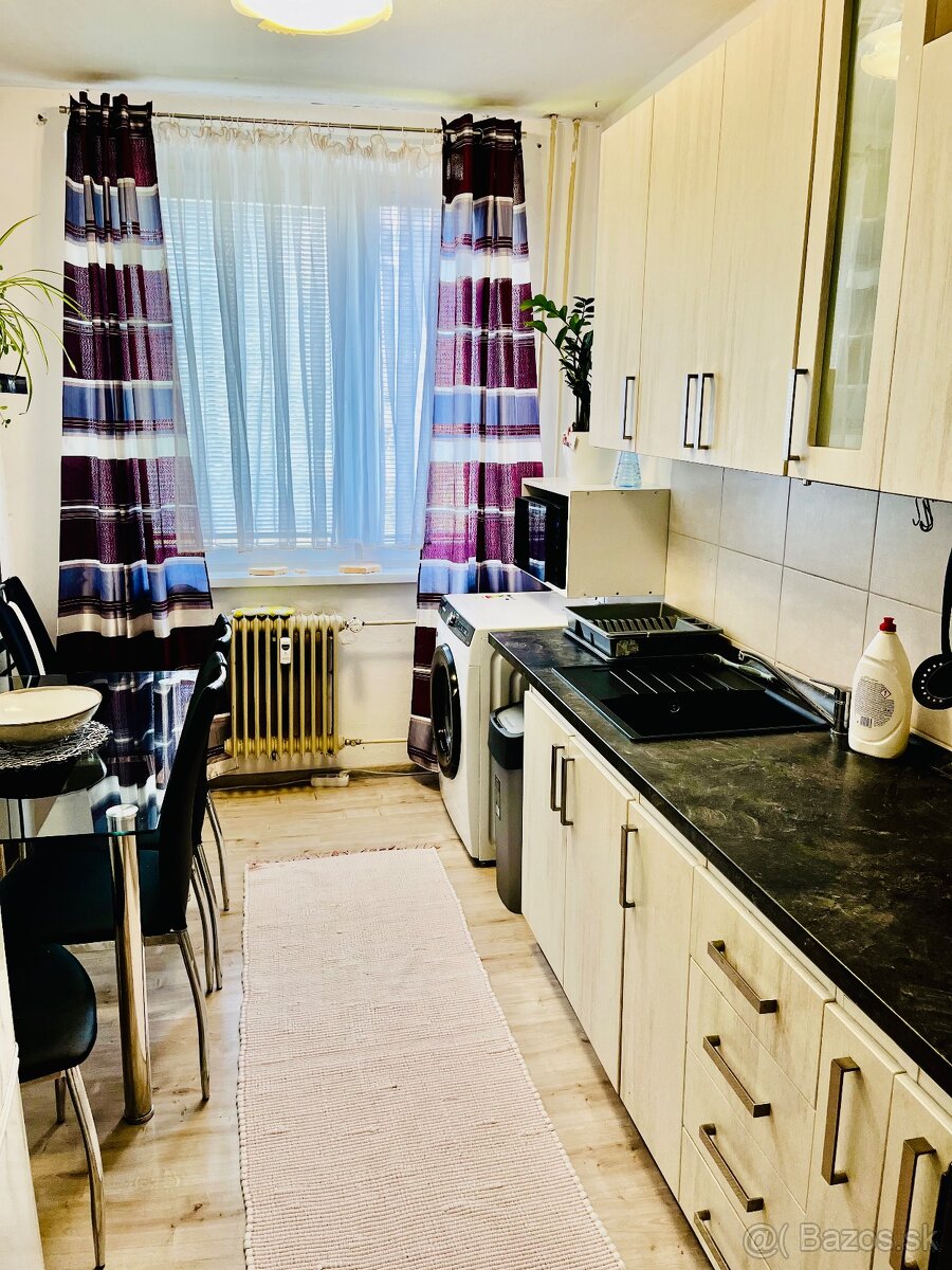 3 izbový byt s lodžiou 75 m2, VT - 3