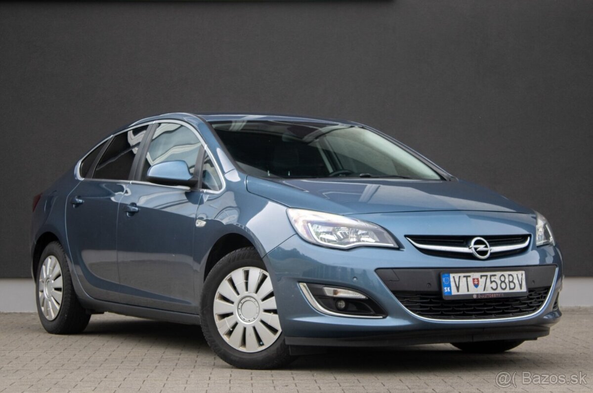 Opel Astra 1.6 Cosmo / 85kW / M5 / 2014 - 3