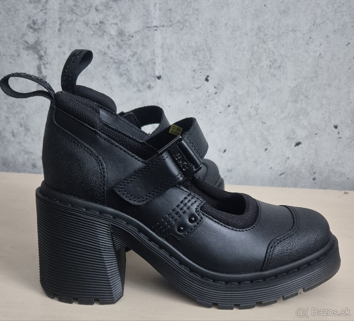 Dr. MARTENS EVIEE TECH EU39 - 3