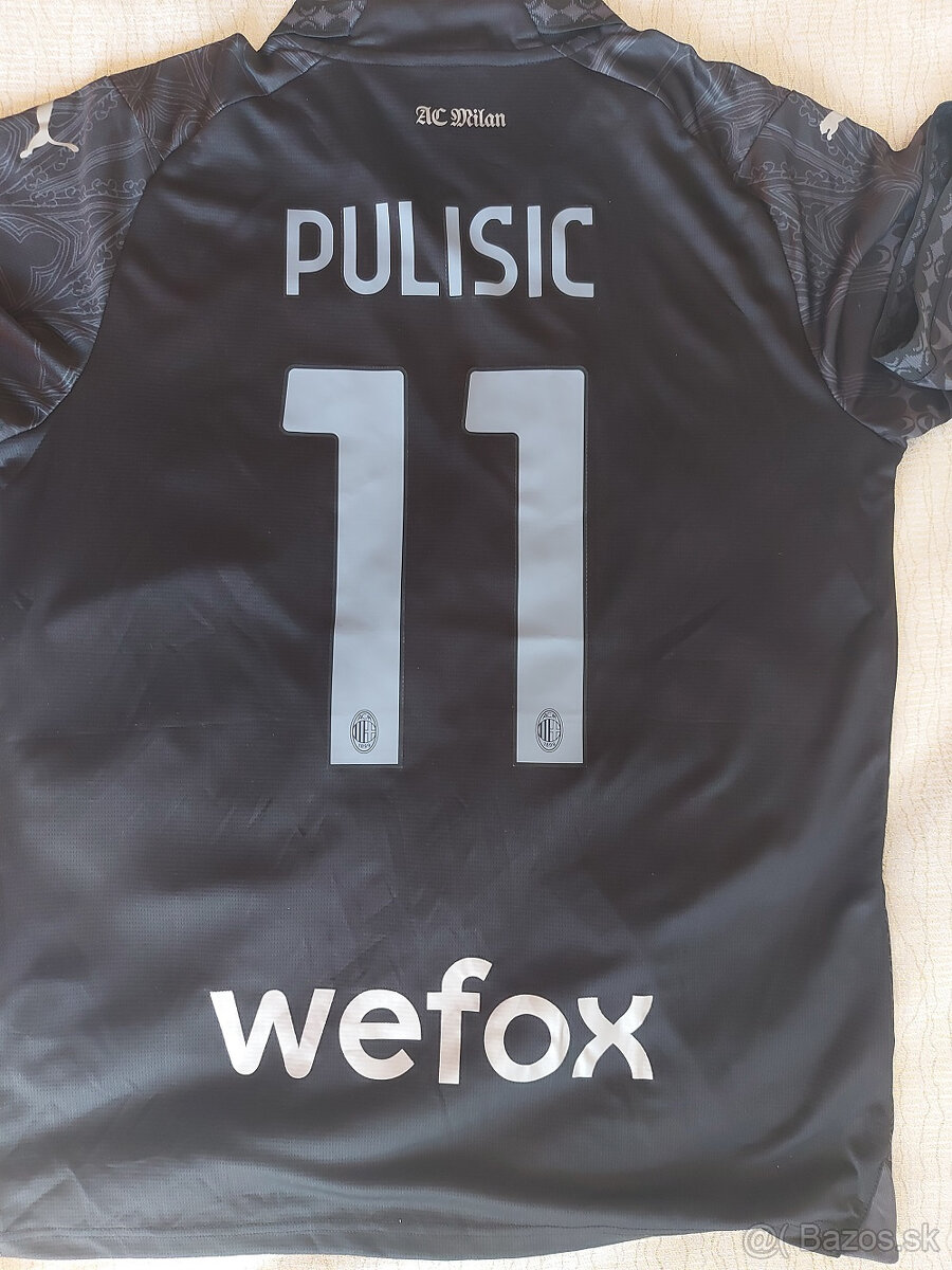 Dres AC Miláno Pulisic - 3