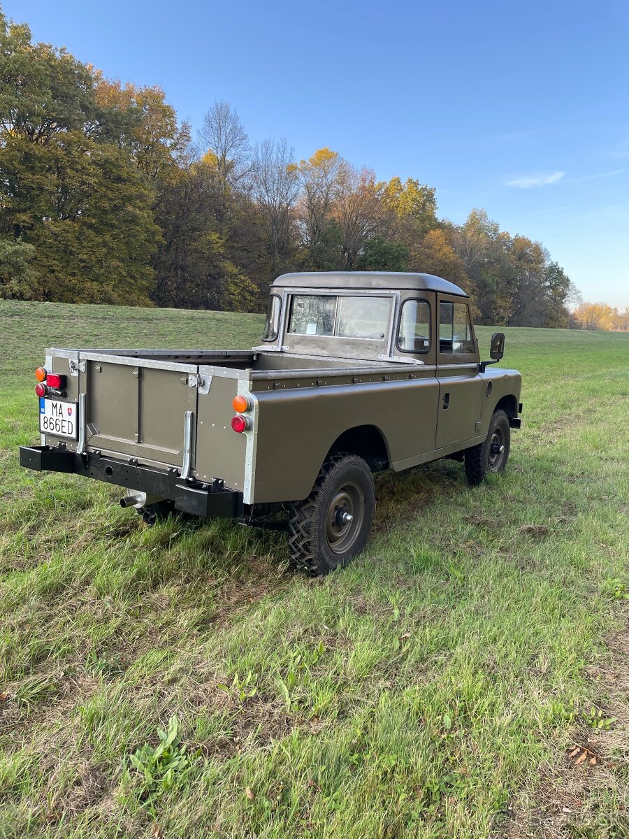 LAND ROVER SERIES 3 - 3