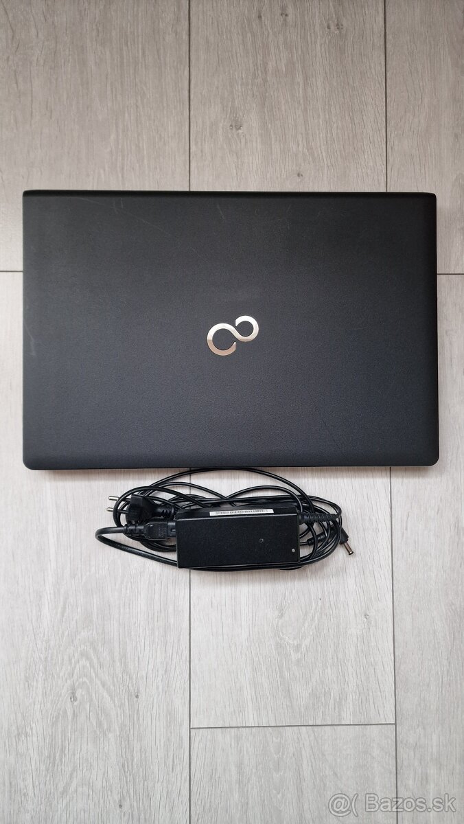 Fujitsu Lifebook Notebook - 3