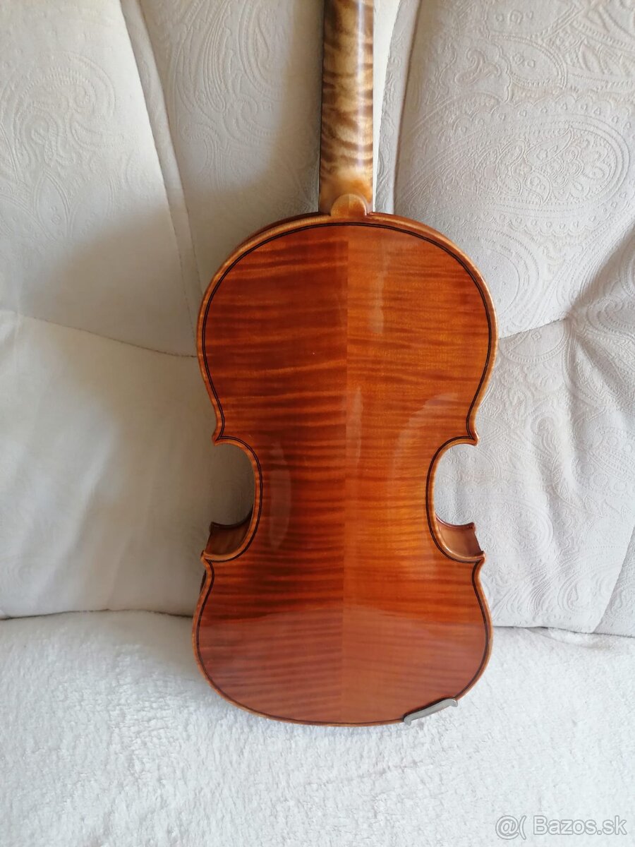 HUSLE O. J. WILLMANN - 3