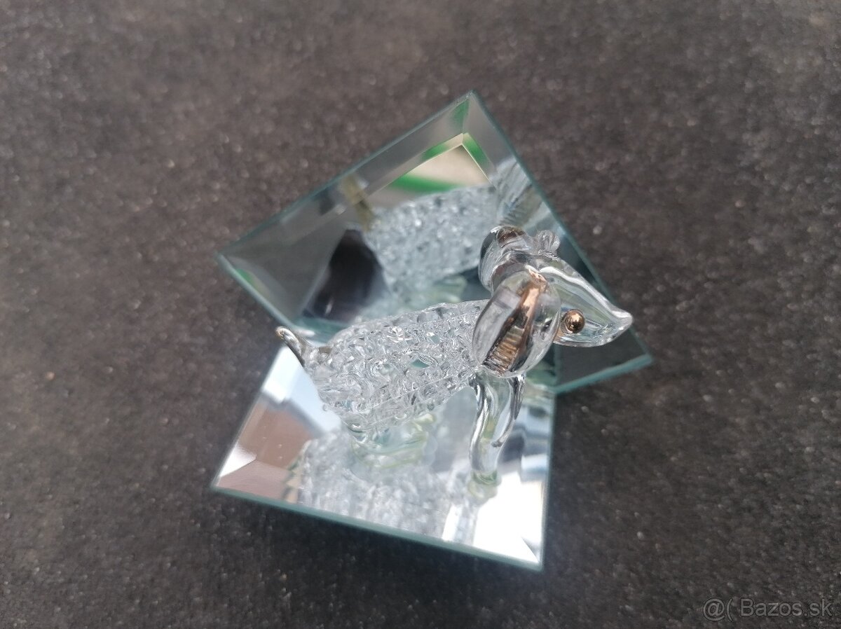 Predám soška psík pred zrkadlom - 3