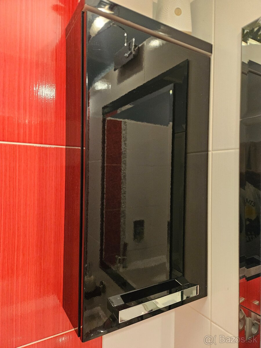 Kúpeľňová skrinka. - 3