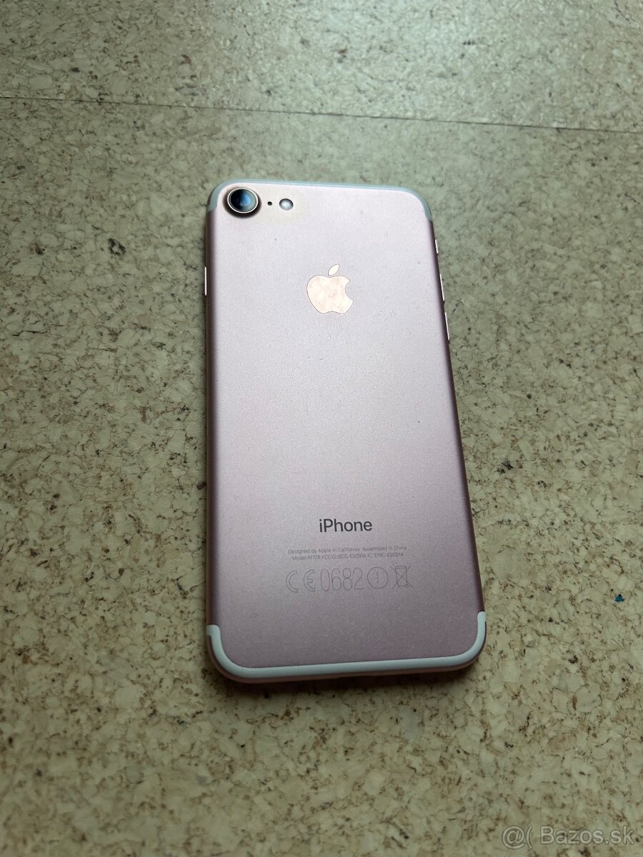 IPhone SE 2020 - 3