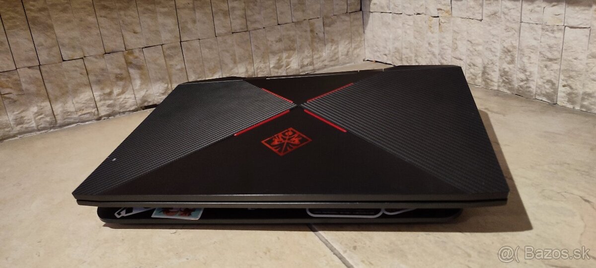 HP Omen 15 i5 8300H/GTX1060 - 3