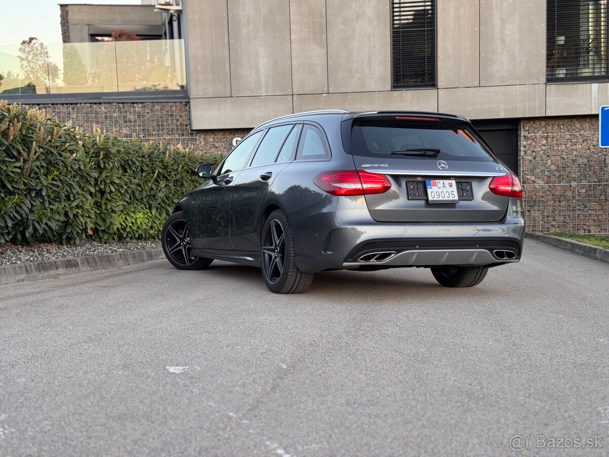 Mercedes C43 AMG 9-G tronic - 3