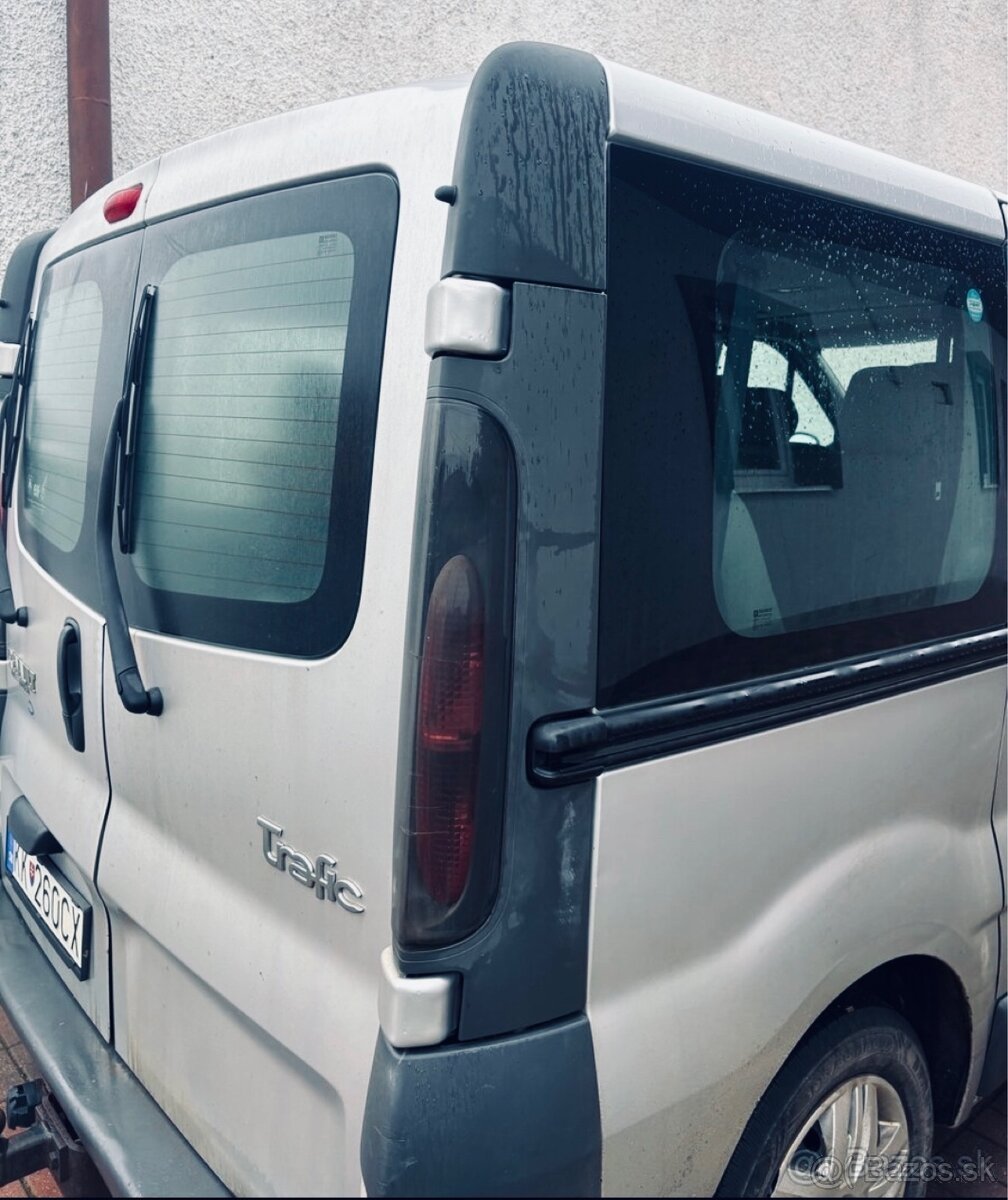 Predám Renault Trafic 1.9 dCi – 9 miest 🚐 - 3