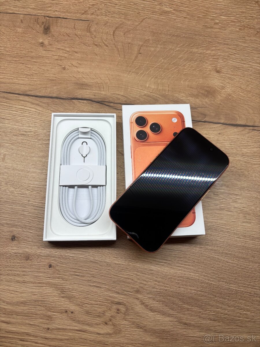 iPhone 17 Pro 256GB Cosmic Orange - 3