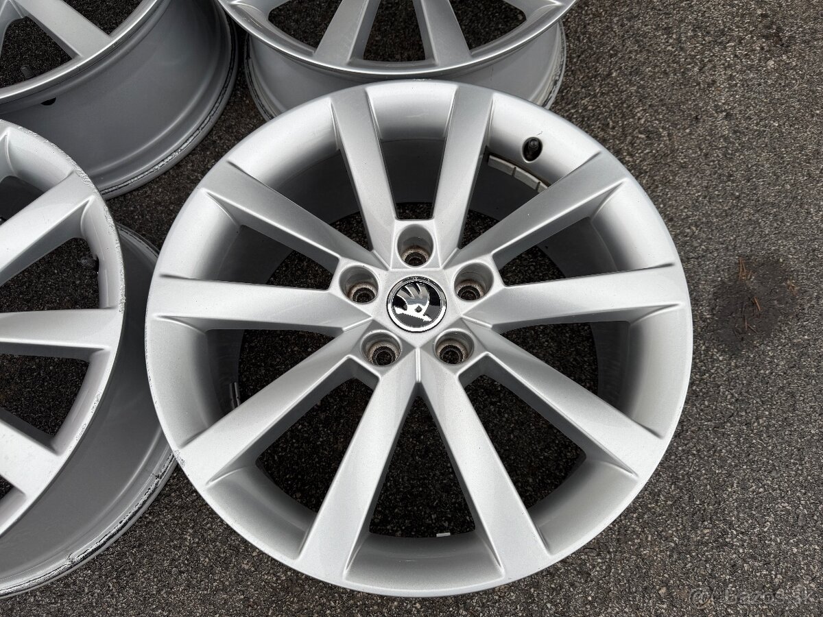 Original ŠKODA OCTAVIA 3 disky 5x112 R18 - 3