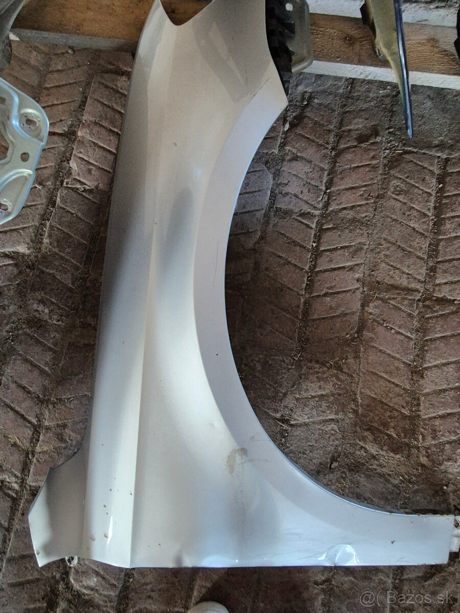 Blatník VW Passat b7 - 3