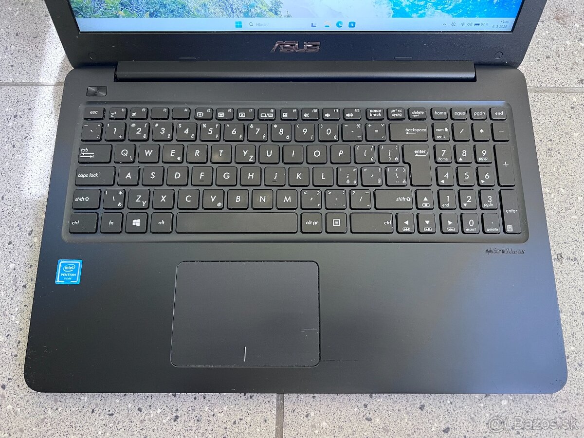 Asus VivoBook / Windows 11 / SSD / 15.6" / Full HD - 3