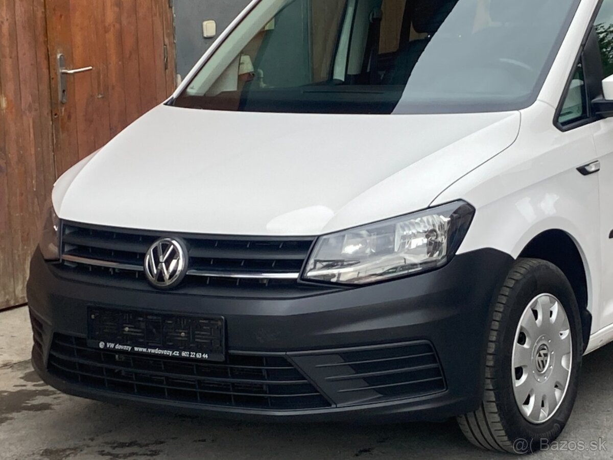 VOLKSWAGEN CADDY TSi benzín 5 - 7 míst - 3