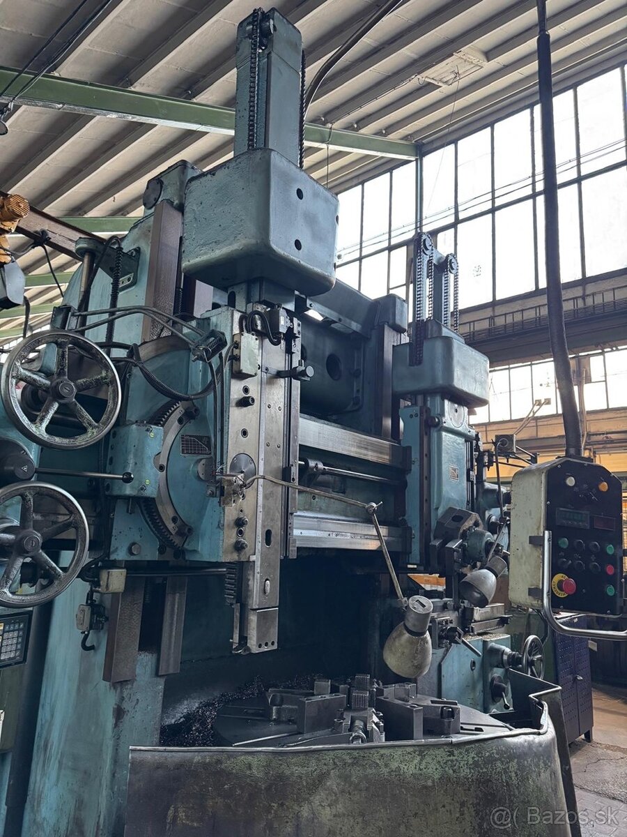 Karusel TOS SK 12 P1 (9003) - 3