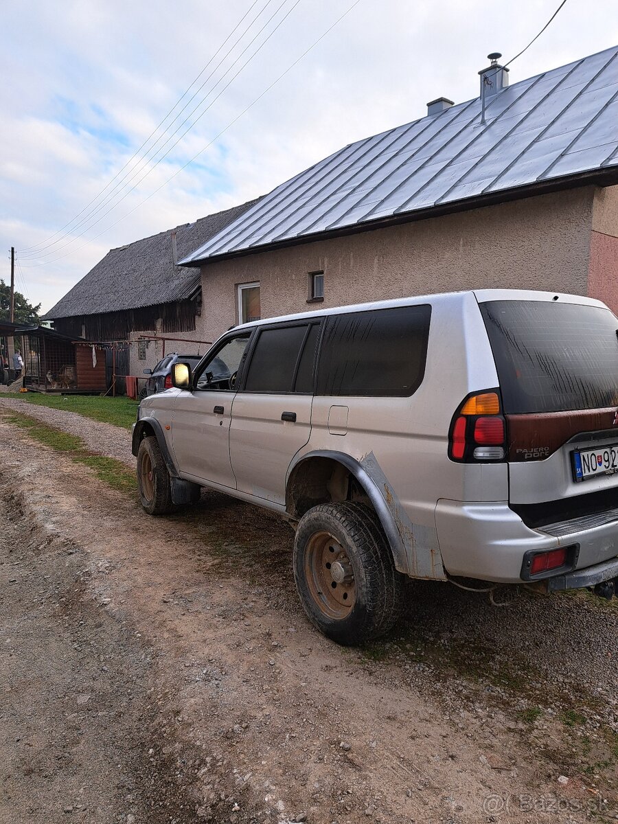 Pajero sport 2.5 - 3