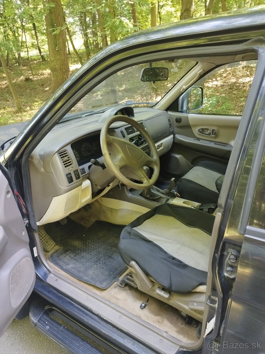Mitsubishi Pajero sport - 3