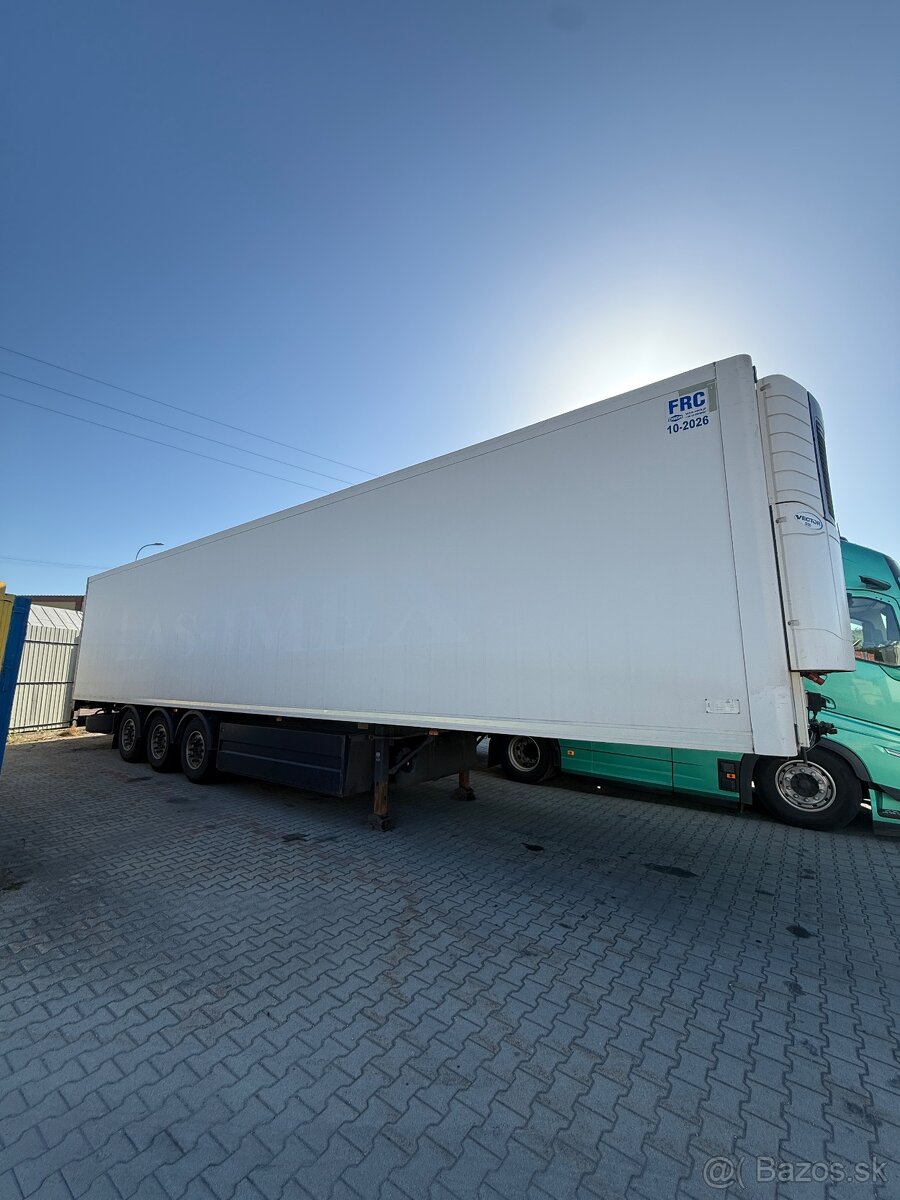 Naves Schwarzmuller, rok 2014,Carrier 1350 - 3