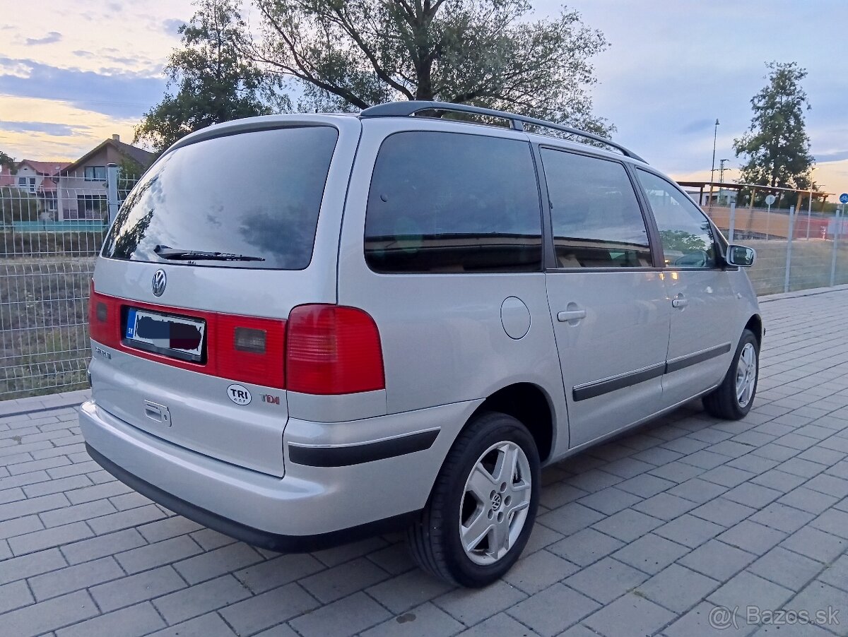 Volkswagen Sharan 1.9 TDI - 3