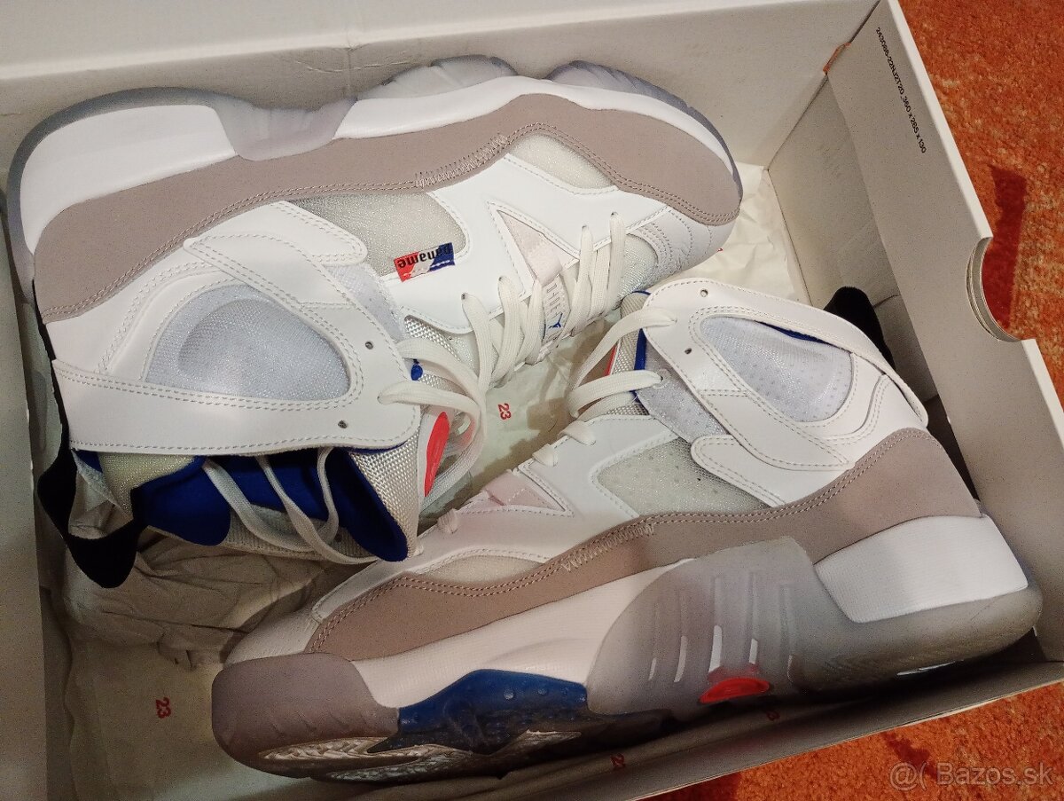 Jordan Two Trey PSG 43 - 3