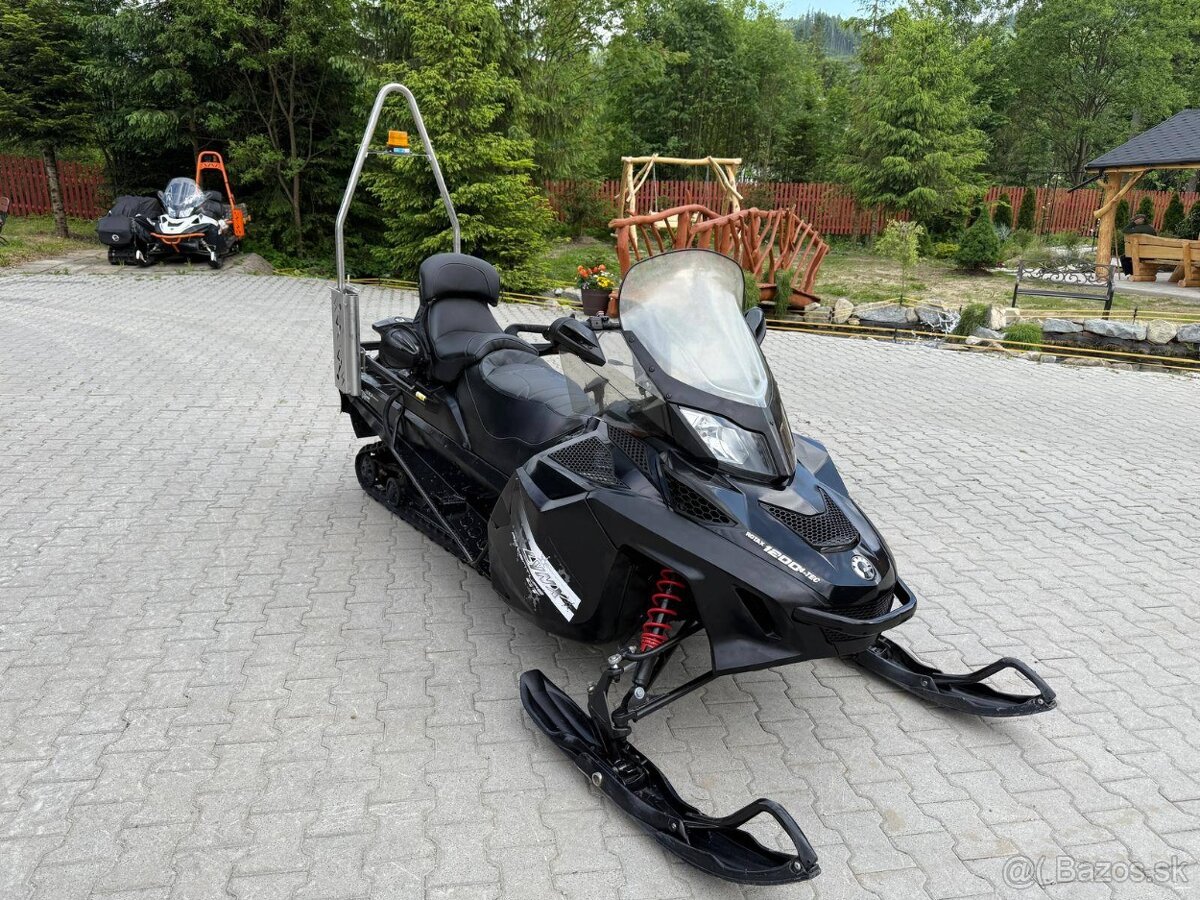 Snežný skúter BRP Lynx Adventure Grand Tourer 1200 4-TEC - 3