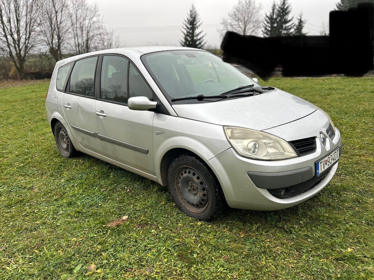 Renault Megane Scenic - 3