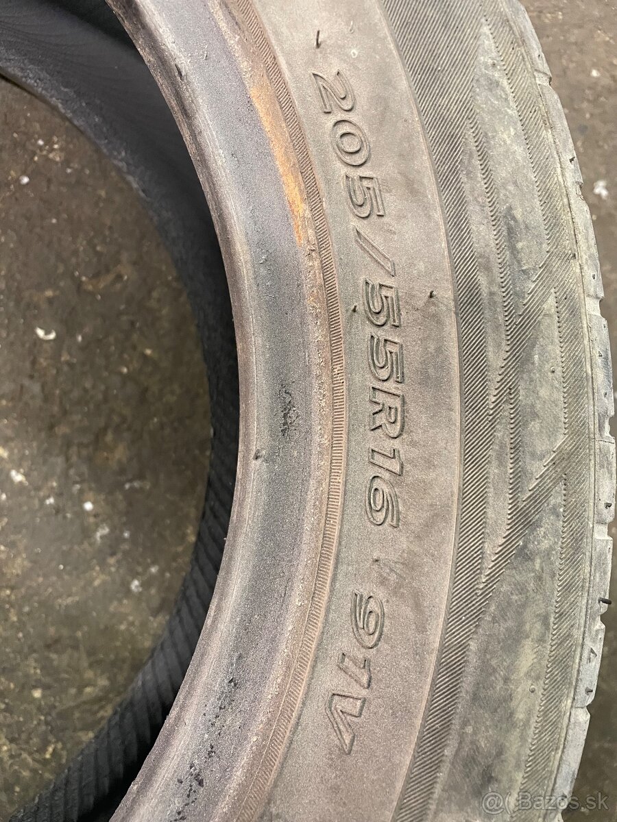 Predám letné gumy 205/55r16 - 3