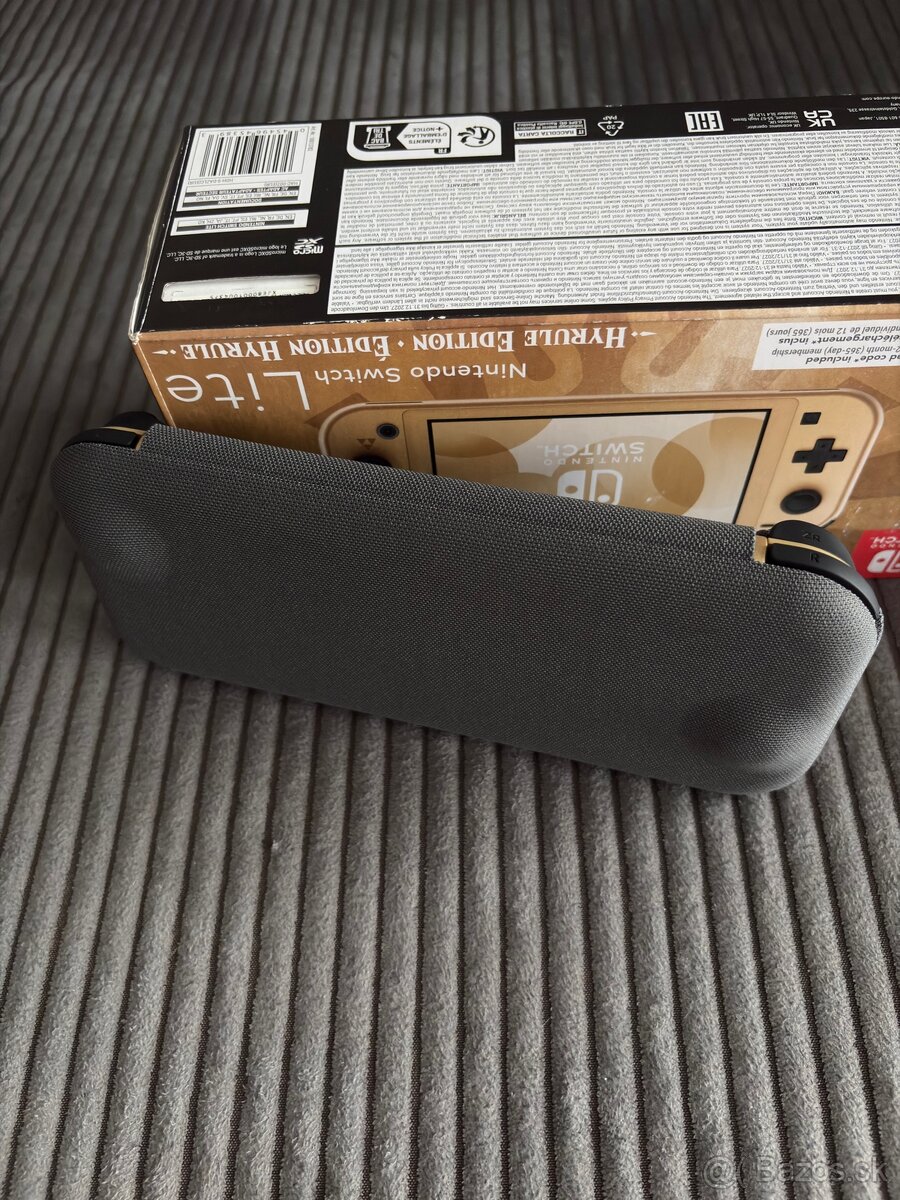 Nintendo Switch Lite Hyrule Edition + Magnetický kryt - 3